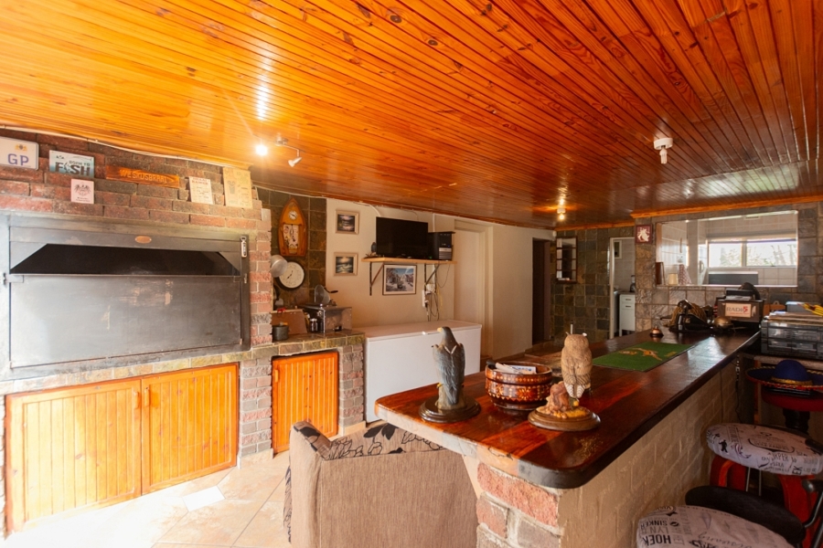 5 Bedroom Property for Sale in Vredenburg Western Cape